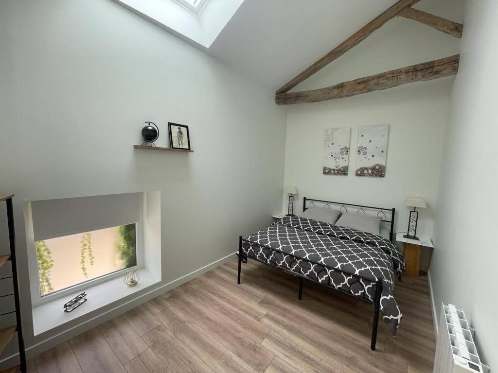 Gite De Charme - 3 Chambres, 5 Lits - De 4 A 7 Personnes Avanton Exteriér fotografie